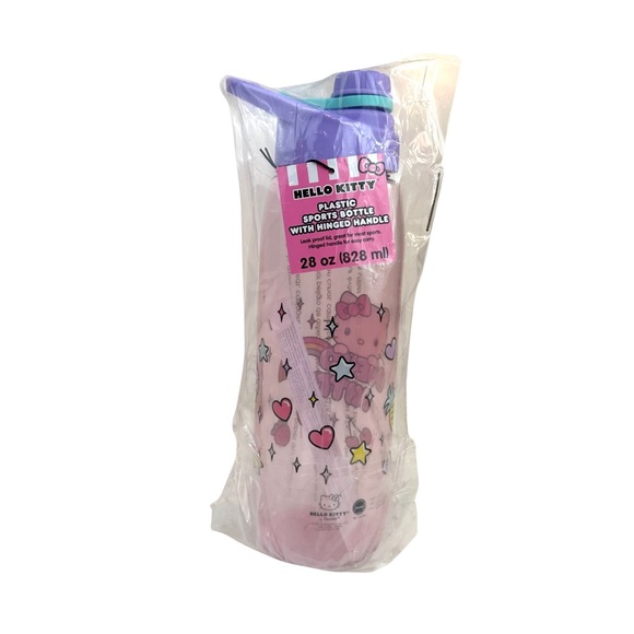 Sanrio Hello Kitty Rainbow Treats and Stars Water Bottle with Lid 28 Ounces NWT. - Picture 6 of 11